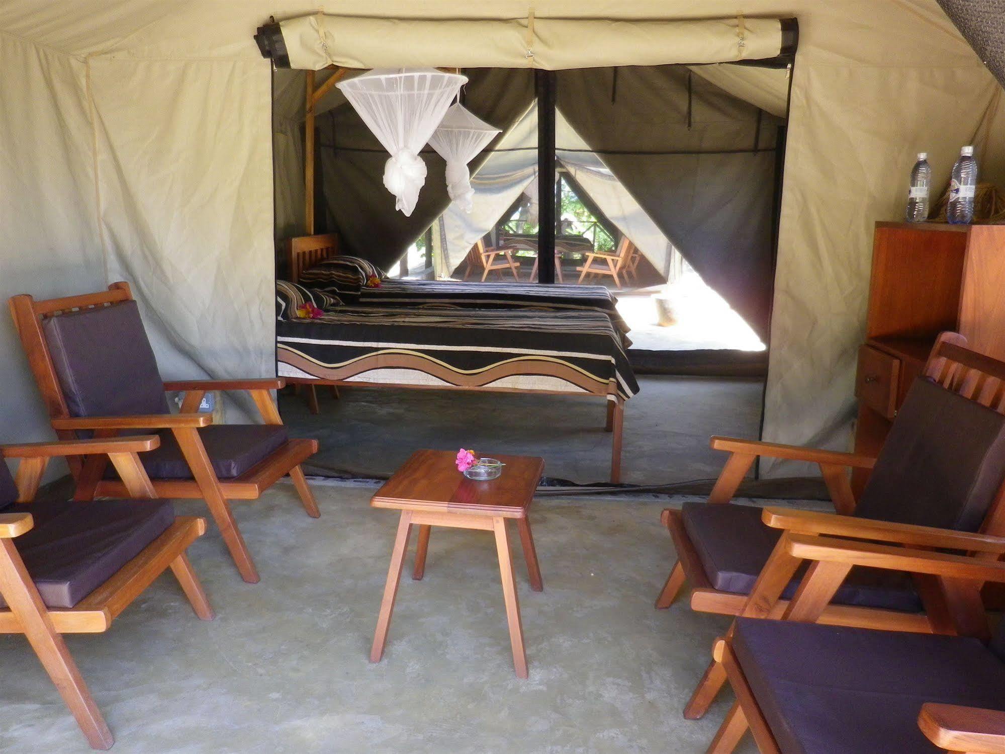 Blue Zebra Island Lodge Senga ภายนอก รูปภาพ