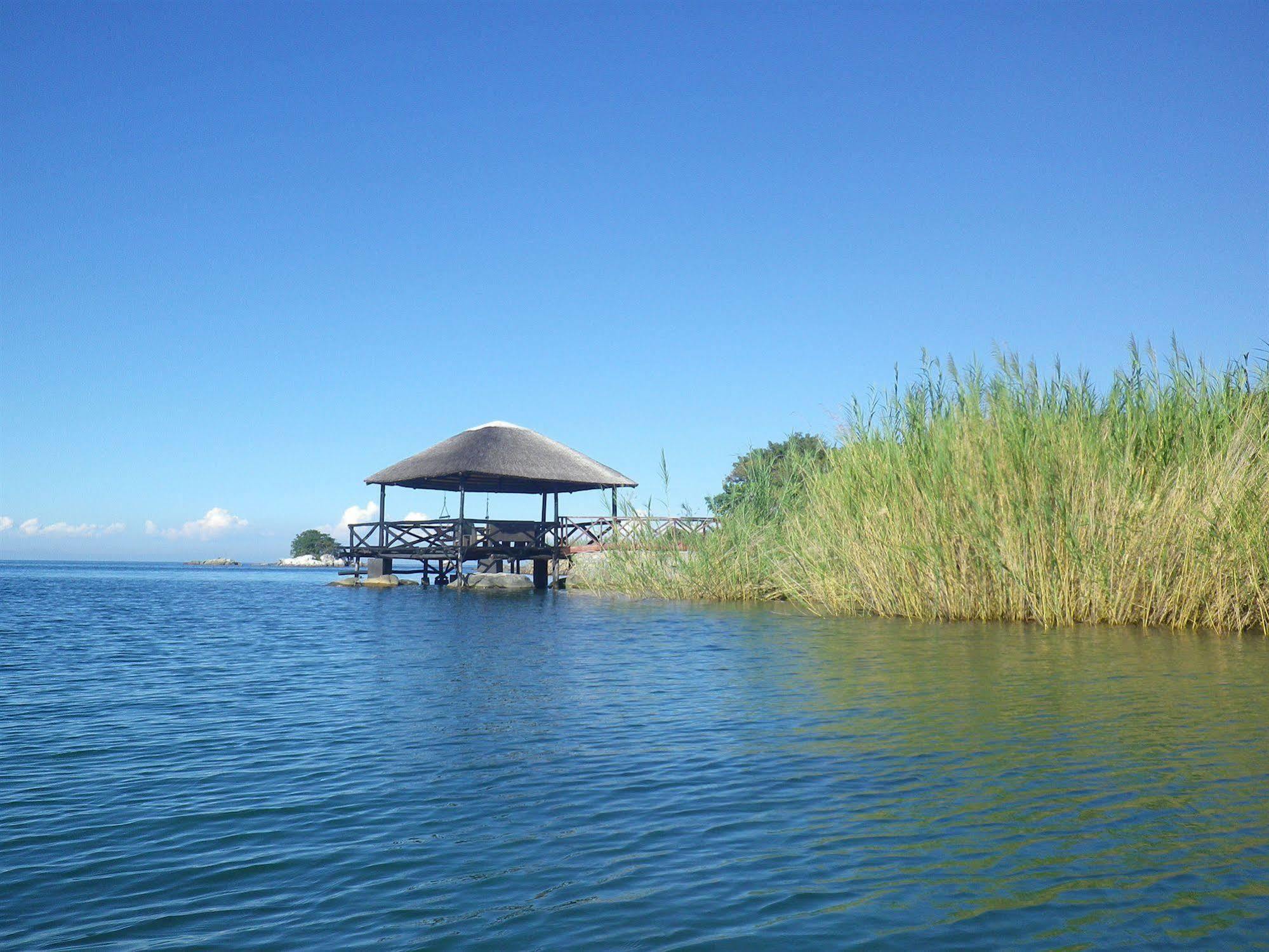 Blue Zebra Island Lodge Senga ภายนอก รูปภาพ