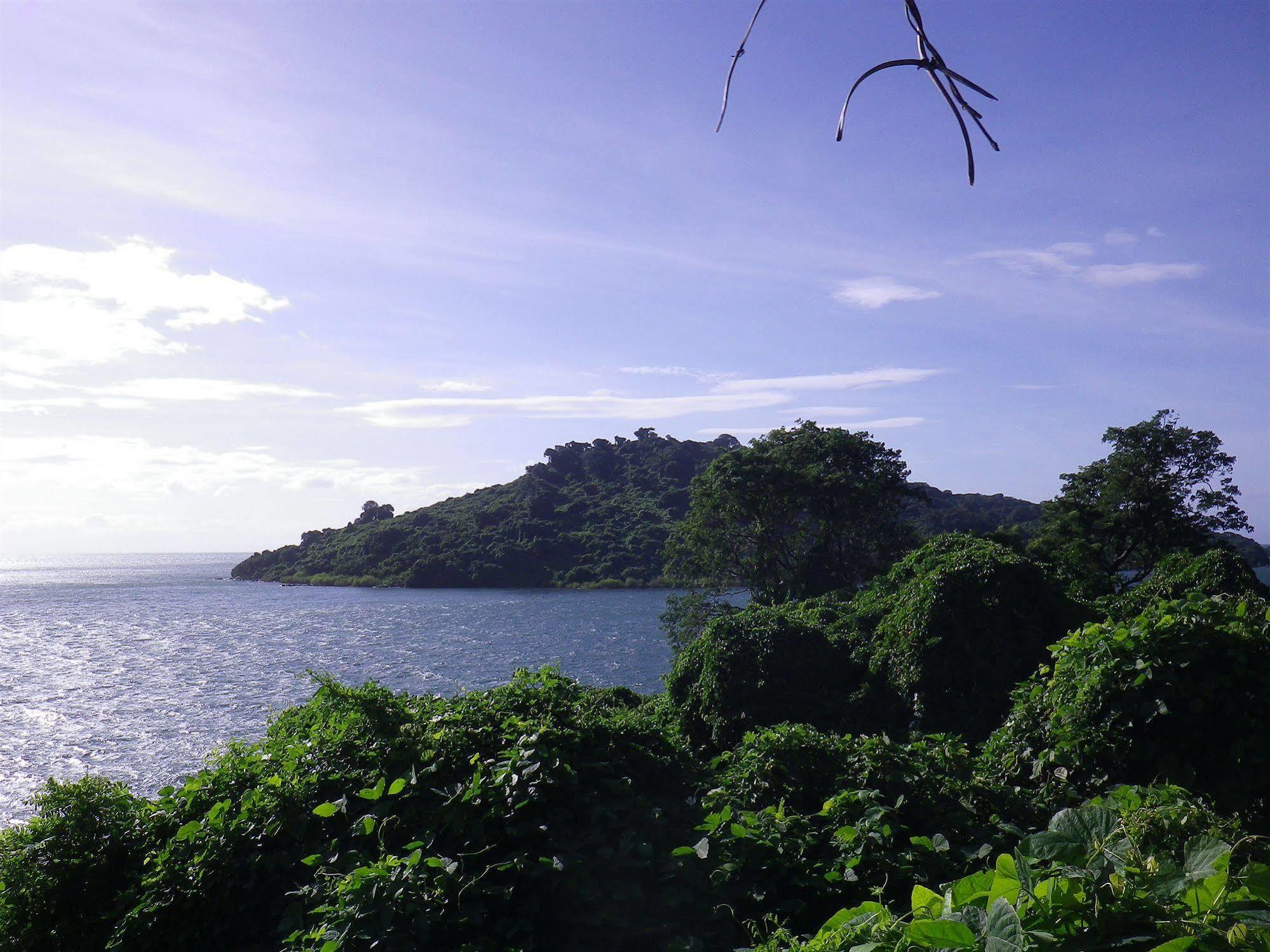 Blue Zebra Island Lodge Senga ภายนอก รูปภาพ